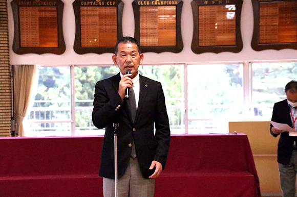 栃木県オープンゴルフ選手権大会　挨拶の様子